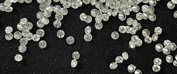 Выкуп и доставка искусственных бриллиантов в РФ