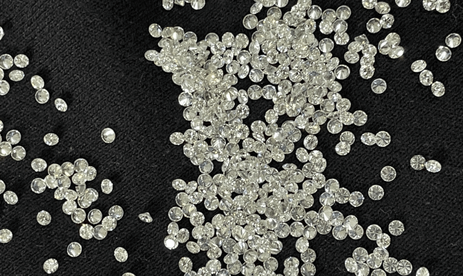 Россыпь CVD искусственных бриллиантов